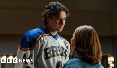 Ice Hockey Romance Series Gains Popularity on Streaming Platforms