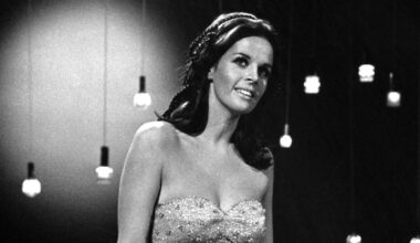Claudine Longet, Singer and True-Crime Figure, Dead at 84