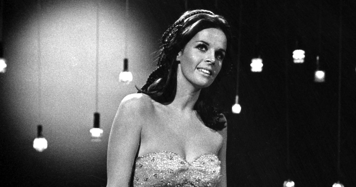 Claudine Longet, Singer and True-Crime Figure, Dead at 84