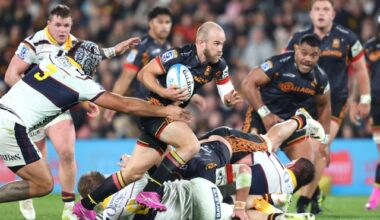 Chiefs go top as Highlanders suffer further Tangitau blow after crucial loss