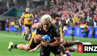 Crusaders send statement before playoffs with win over Hurricanes - Super Rugby Pacific