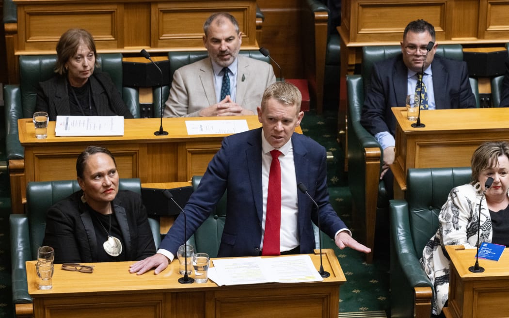 Labour Leader Chris Hipkins has first reply, offering a no-confidence motion.