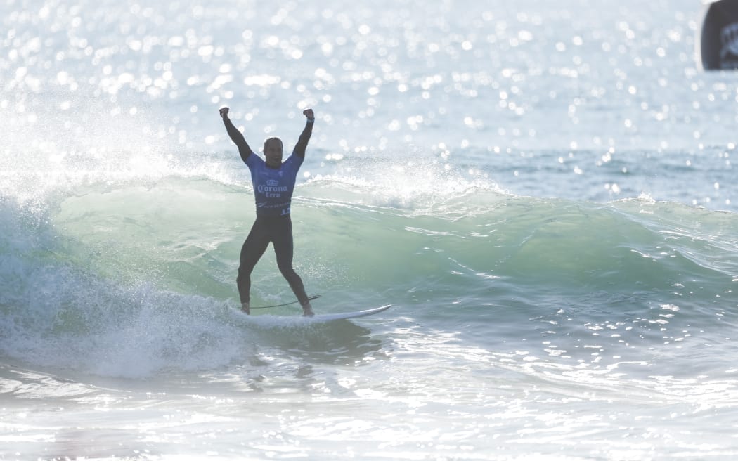 Ítalo Ferreira at New Zealand Pro Manu Bay, Raglan.