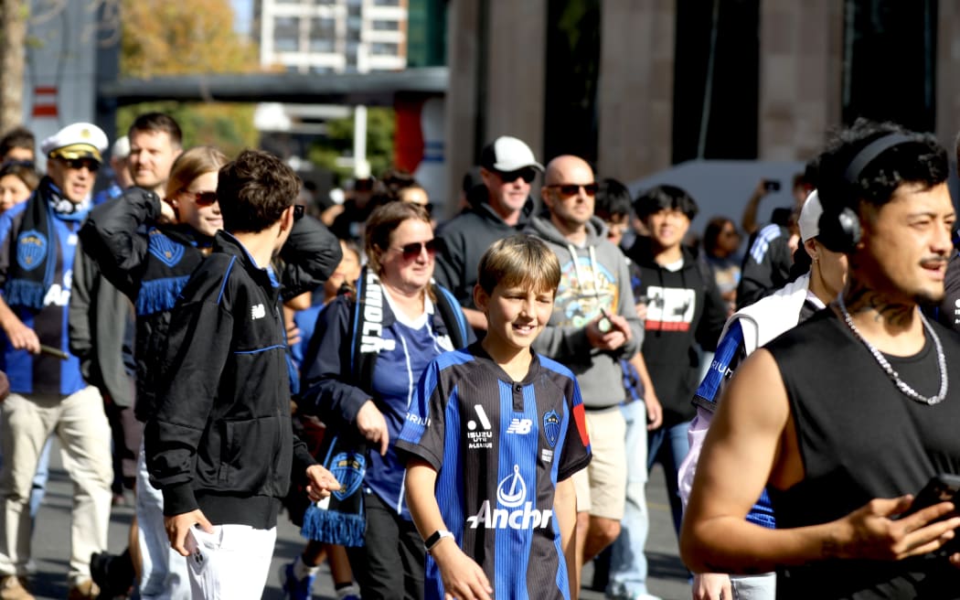 FC FAN PARADE