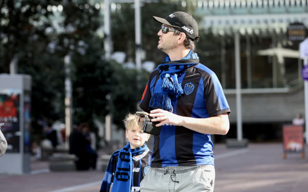 FC FAN PARADE