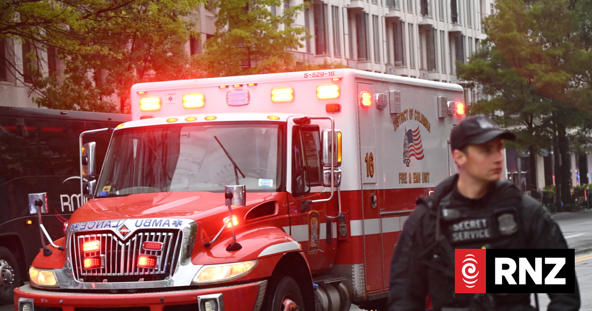 Two people shot and wounded in an encounter with Secret Service near White House
