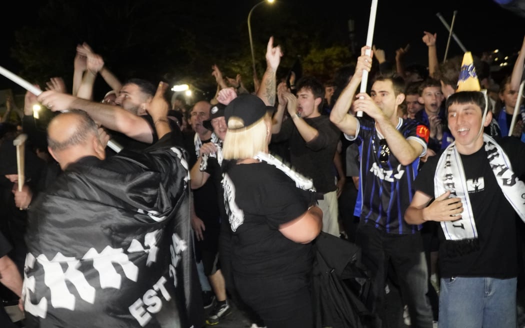 Hundreds of fans sporting black and blue arrived hours early, expecting to see a result from the Black Knights.
