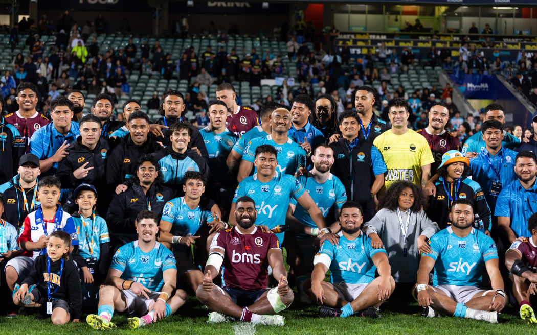 Team photo of Moana Pasifika and Reds players after the Super Rugby Pacific - Round 15 match between Moana Pasifika v Reds held at North Harbour Stadium, Auckland - New Zealand - on Saturday 23 May 2026.
Photo credit: Brett Phibbs / www.photosport.nz
