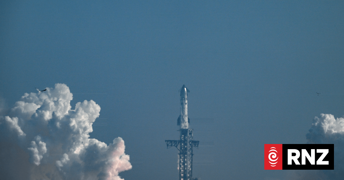 SpaceX's Starship flight hits most targets in pre-IPO test