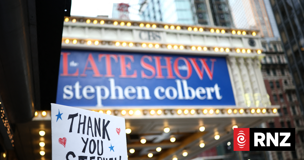 Trump says more late night talk show hosts to depart after Colbert exit