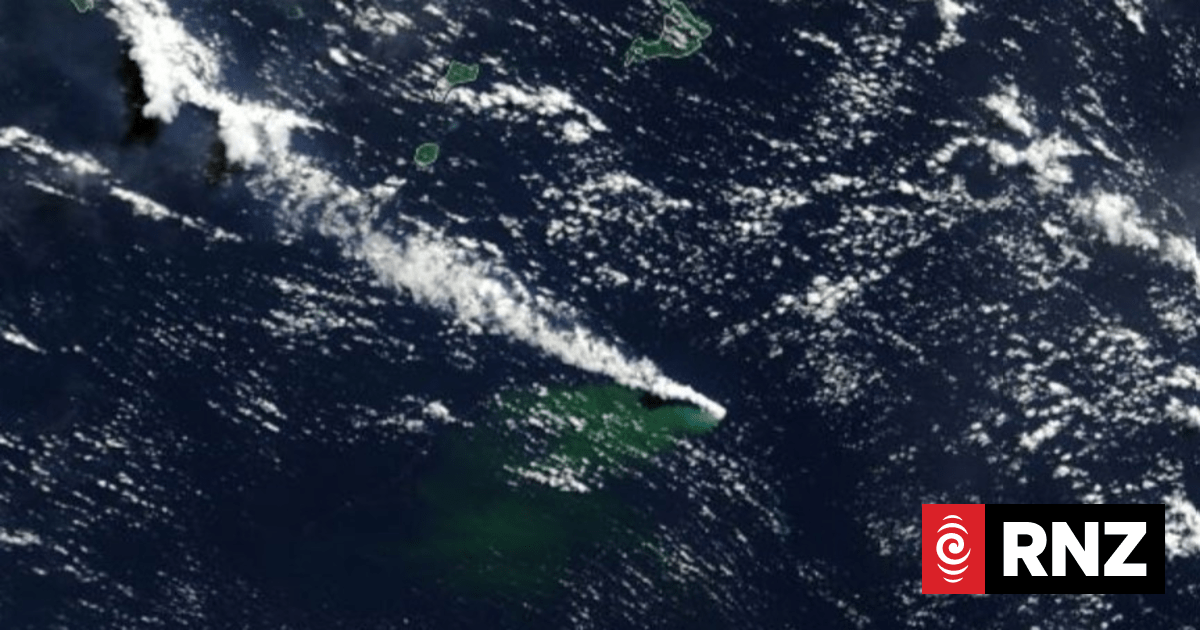 Undersea volcano erupts in Papua New Guinea's Bismarck Sea prompting tsunami concerns
