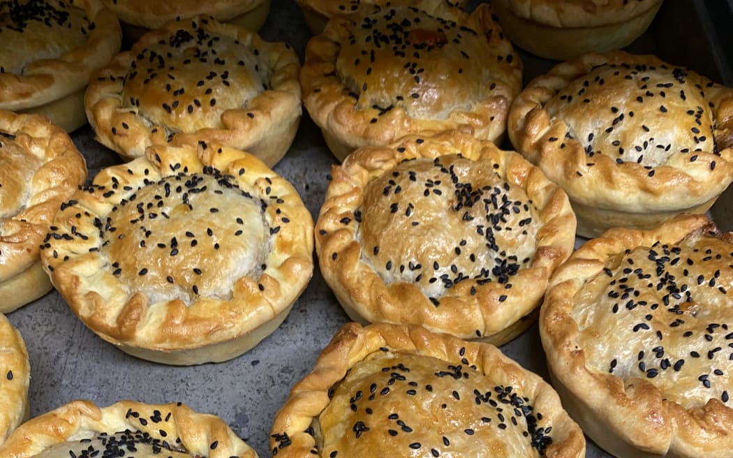 Chef Peter Gordon has made mince pies for lunch for community and charity leaders who help turn rescued food into parcels or meals for those who need it.