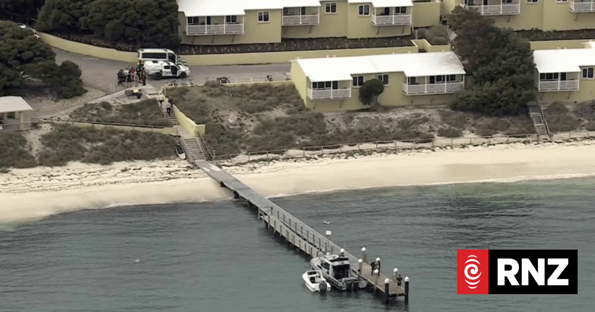 Man dead after Rottnest Island shark attack