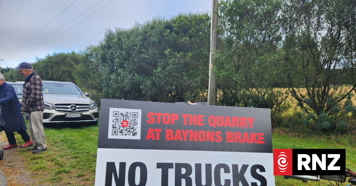 Council to examine alternative routes for trucks taking gravel from Waimakariri River