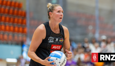 Former Silver Ferns captain Casey Kopua's return marred by injury