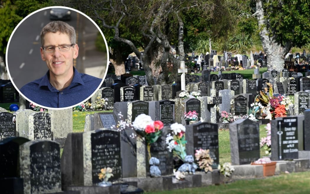 Some Tauranga families are taking loved ones out of the city for cheaper burial and cremation options. Councillor Glen Crowther blames Tauranga's fee structure for the trend.