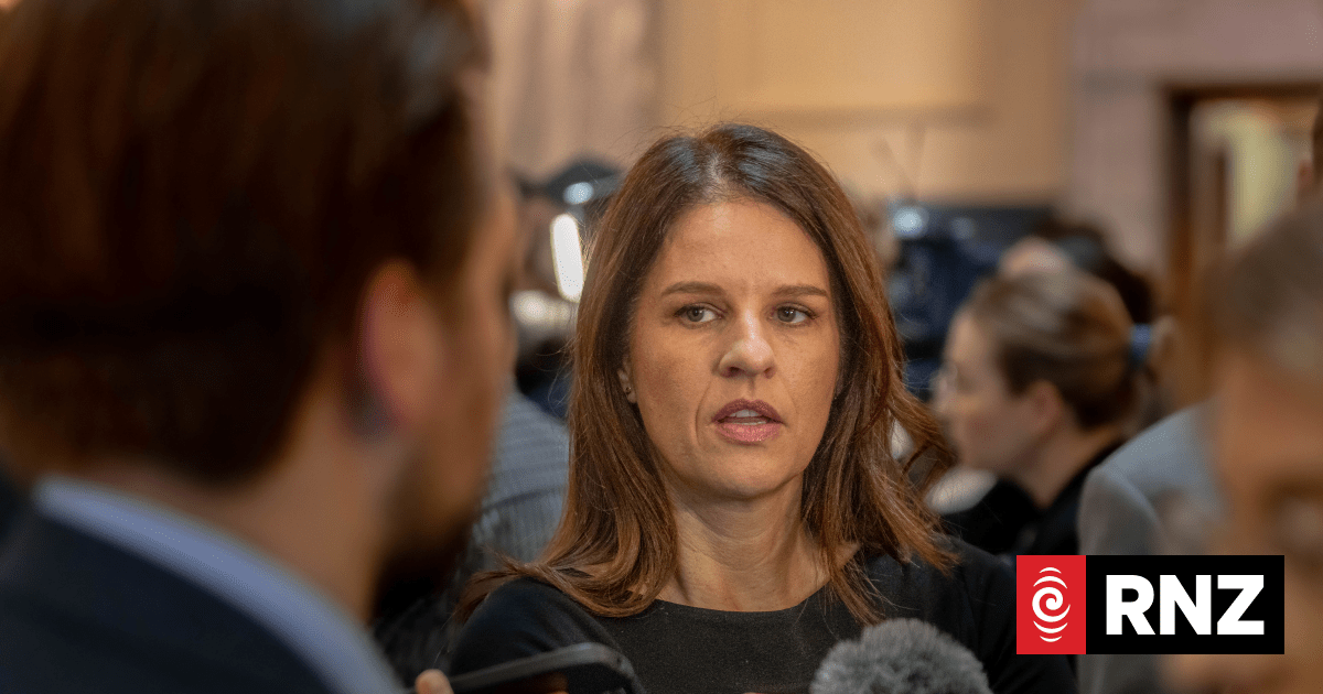 Delay to new curriculum heralded as significant win for teachers, school leaders