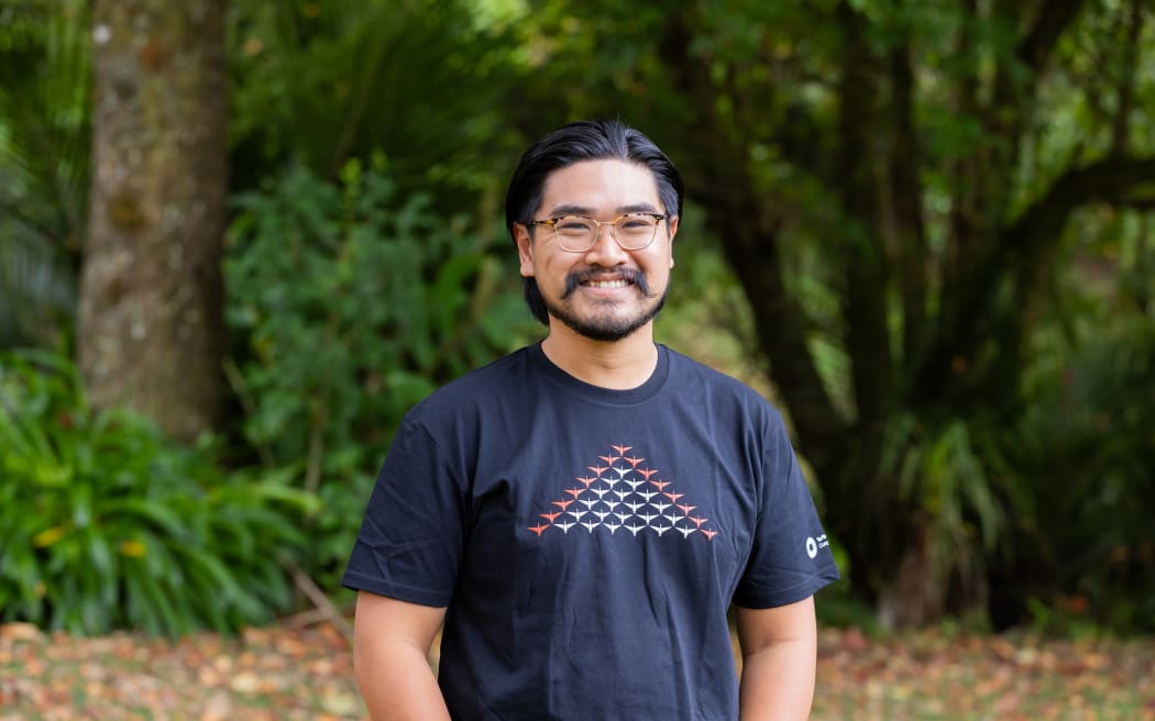 Dr Sidney Wong is a computational linguist and researcher at the University of Otago’s Centre for Sustainability Research. He is also part of Te Pūnaha Matatini’s Modelling for Impact Hub, where he works on modelling complex social systems focused on social inclusion, resilience, and impact.