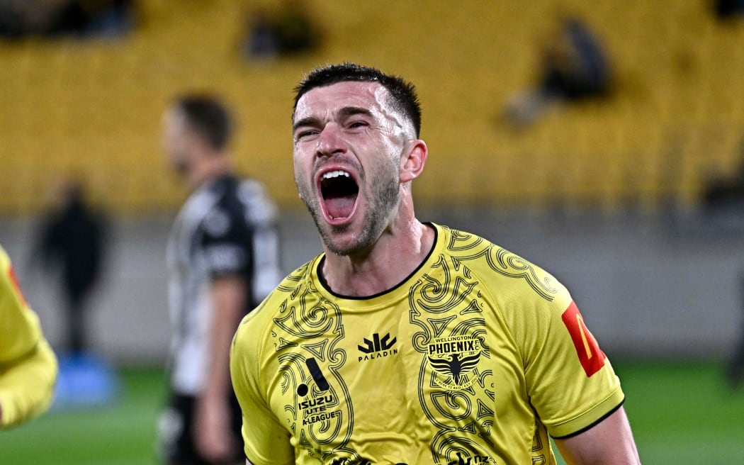 Tim Payne of the Phoenix celebrates after scoring a goal during the A-League Men - Wellington Phoenix v Macarthur FC at Sky Stadium, Wellington, New Zealand on Saturday 27 April 2024
Copyright photo: Masanori Udagawa / www.photosport.nz