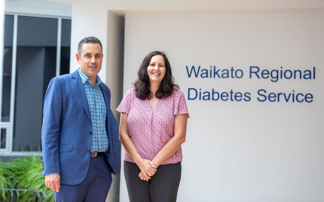 Dr Ryan Paul and Dr Lynne Chepulis.