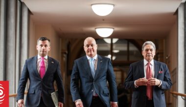Coalition parties ramp up criticism of media