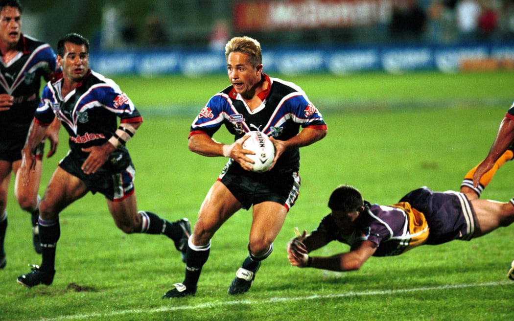 Jason Death, New Zealand Warriors v Brisbane Broncos, NRL rugby league, Ericsson Stadium, Auckland. 24 March 2001. © Copyright Photo: www.photosport.nz