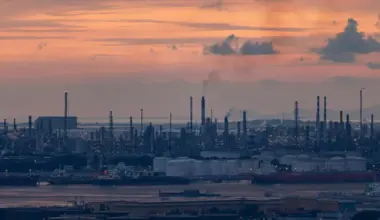 Firms liable for carbon tax here will be allowed to roll over their unused offset limit from 2025 to 2026 due to the lack of eligible carbon credits.