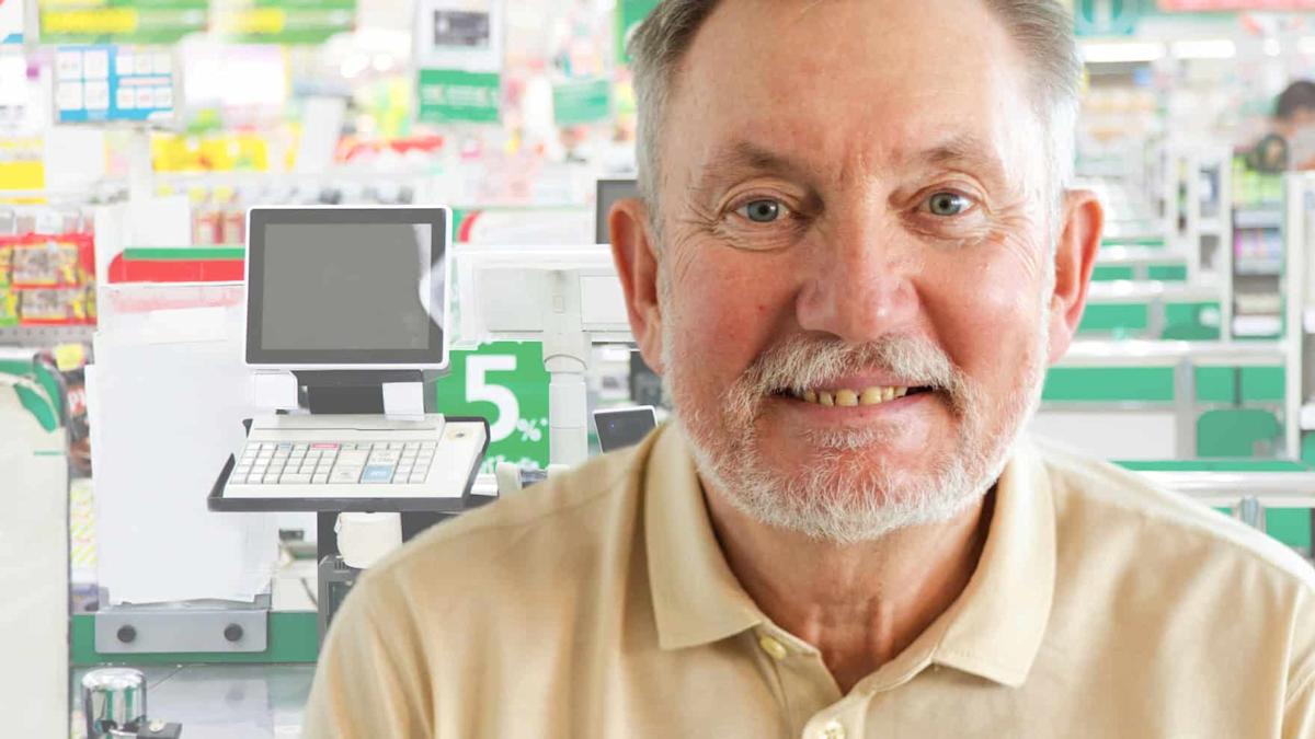 The Retiree Recession Begins: Surprising Report Reveals 7% of Retirees Return to Work Amid High Costs