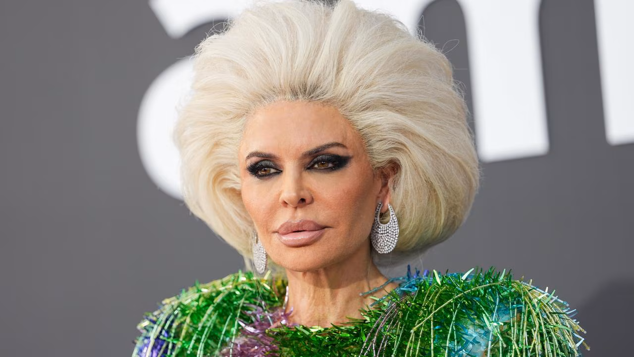 TV star Lisa Rinna debuts shock new look in Cannes
