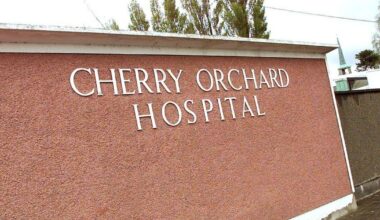Parents had 'lost all hope' until their child was admitted to adolescent psychiatric unit, report shows