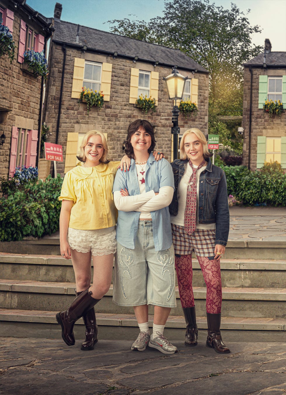 Rosie, Louise, Lyndsey, The Neighbourhood rosie, louise, lyndsey, the neighbourhood