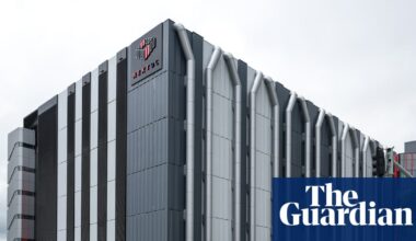 Datacentres should be forced to invest in wind and solar energy, agree all states except Queensland | Renewable energy