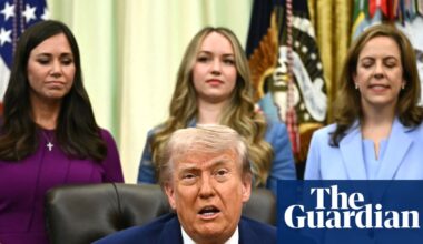 Trump says ceasefire with Iran on ‘life support’ after rejecting peace proposals | US-Israel war on Iran