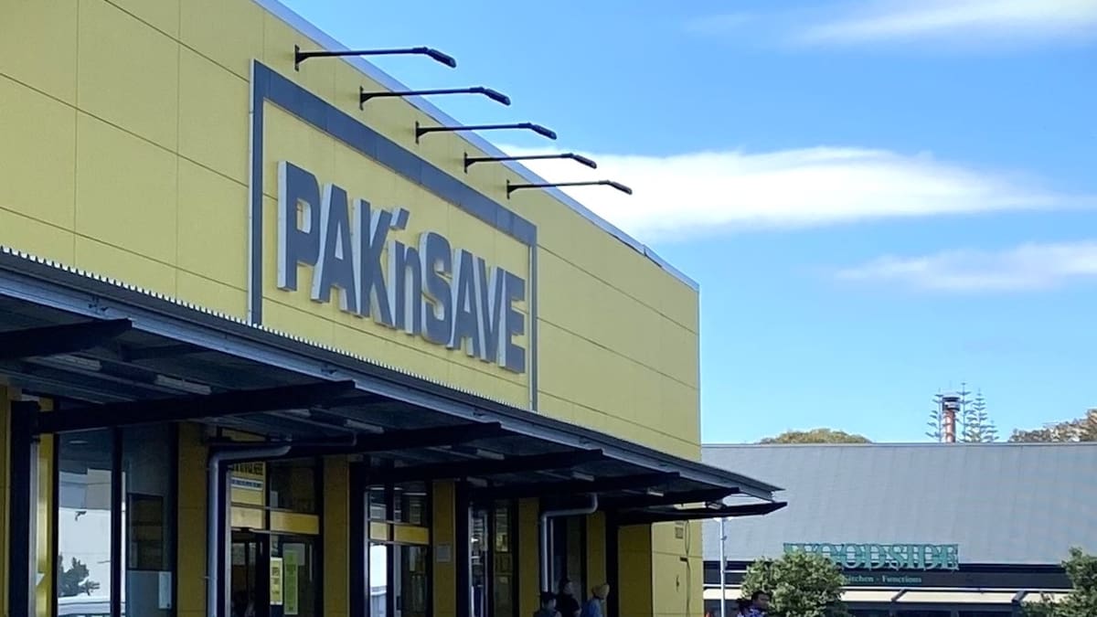 Pak’nSave Manukau parking fine: Shopper hit with $85 ticket after big grocery-buying visit