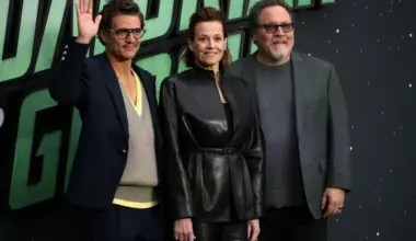 (From left) Pedro Pascal, Sigourney Weaver and Jon Favreau at the premiere of The Mandalorian And Grogu in London on May 7, 2026.