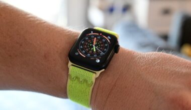 Apple Watch won't be getting onboard Touch ID anytime soon