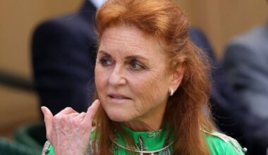 Sarah Ferguson ‘relied on Beatrice’s card for spending sprees' - claim | Royal | News