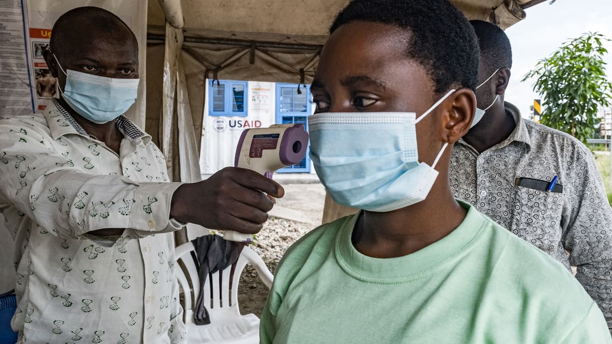 American confirmed with Ebola as US screens airports and suspends visas