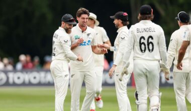 Black Caps v Ireland live updates: New Zealand hunt victory on day three
