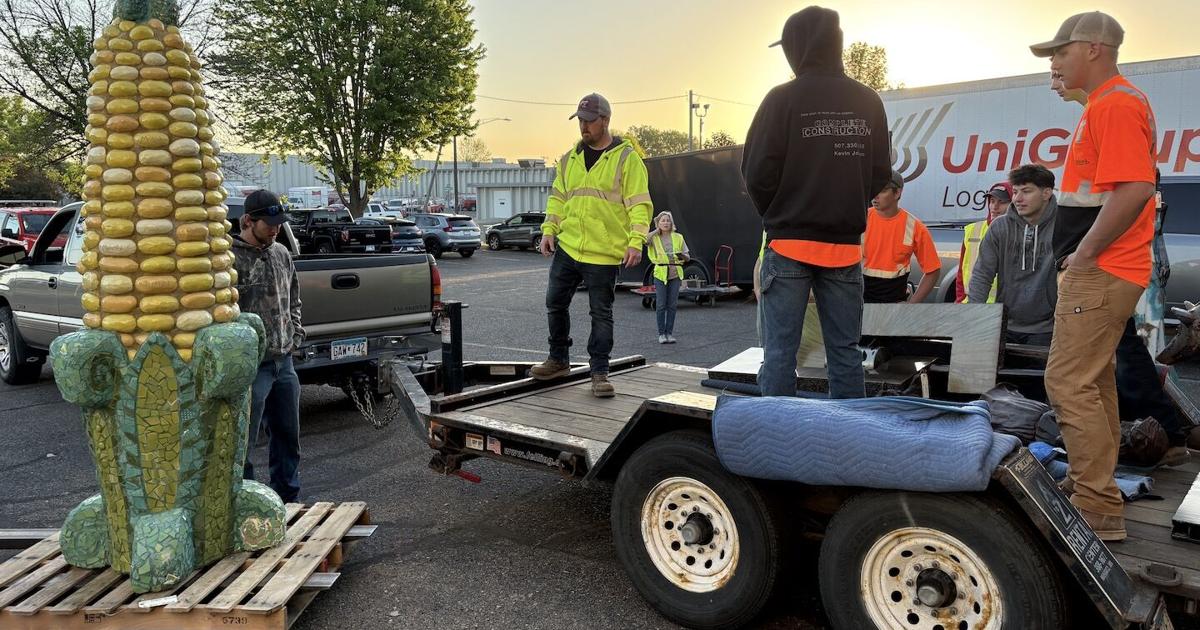 26 sculptures installed for 16th Mankato tour |