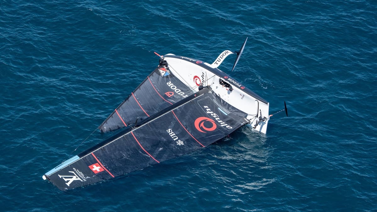 America’s Cup: Team NZ improve as Alinghi capsize in Cagliari preliminary regatta