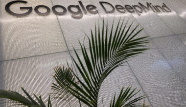 Google DeepMind hires staff from Contextual AI in licensing deal, Bloomberg News reports