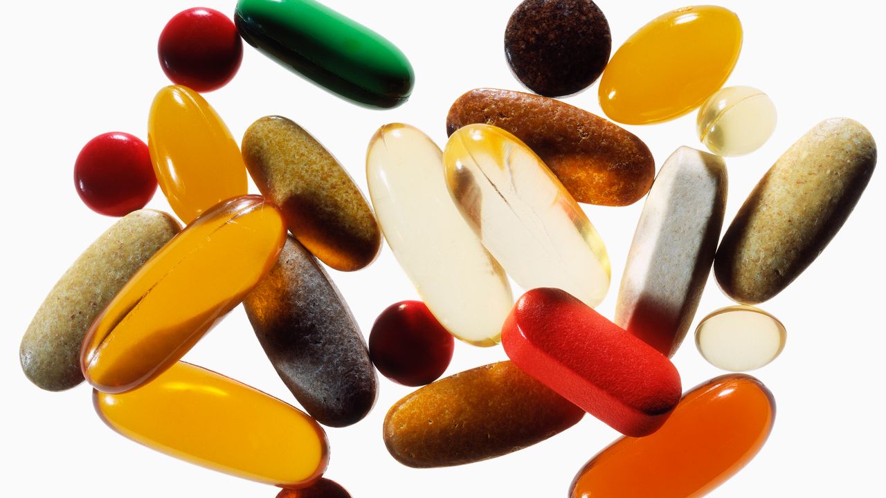 Collagen Supplements: What 5 Dermatologists Actually Think