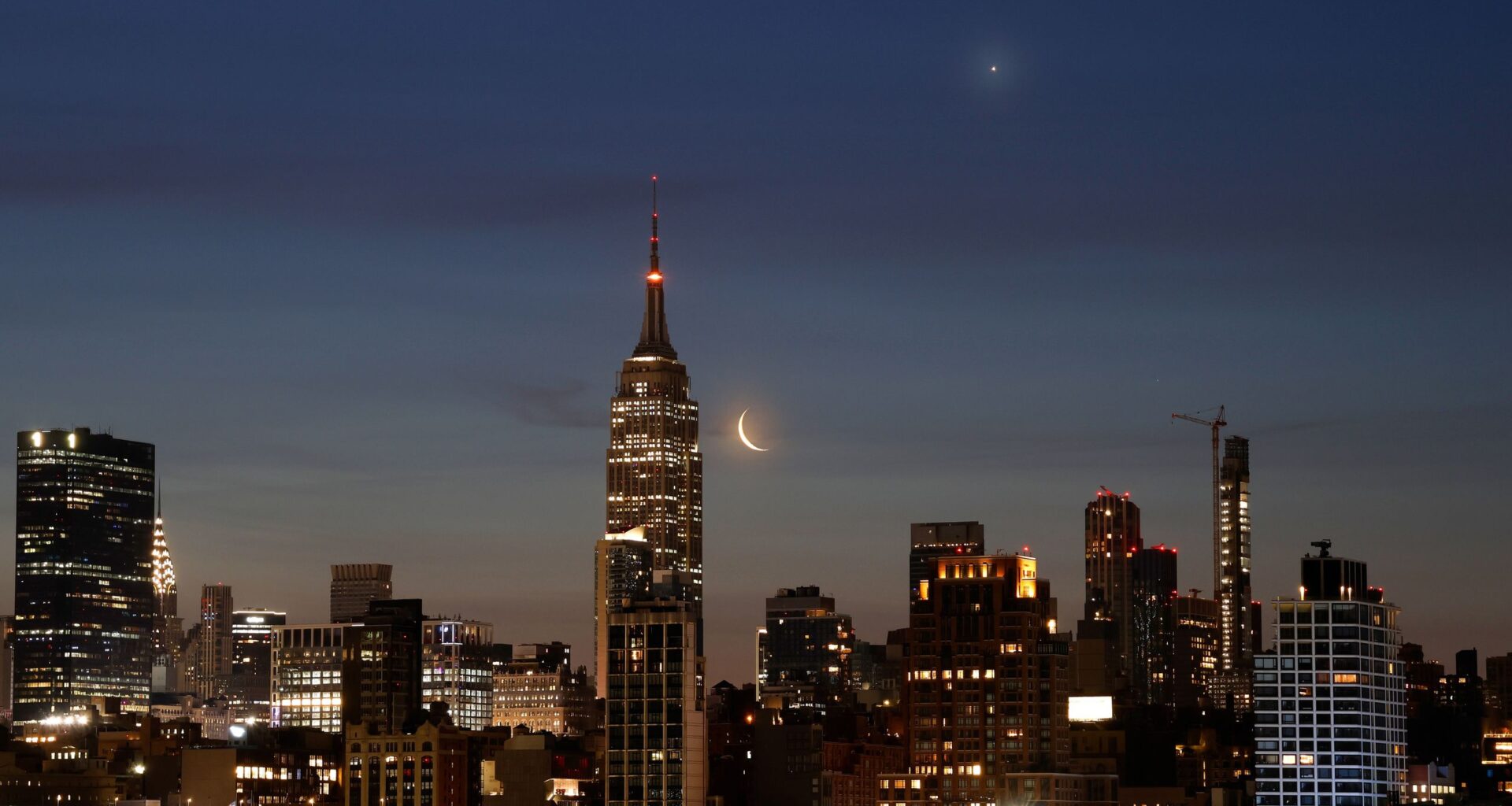 Don't miss Mars, Saturn and the moon form a cosmic triangle before dawn on May 14