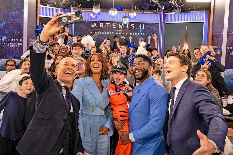 Vladimir Duthiers, Gayle King, Jack, Nate Burleson, Tony Dokoupil and the live audience for CBS MORNINGS PRESENTS: ARTEMIS II A CELEBRATION OF HEROES.Credit: Gail Schulman/CBS Mornings