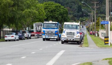 Over-dimension trucks to get motorway and toll road access under fuel response plan - Stuff