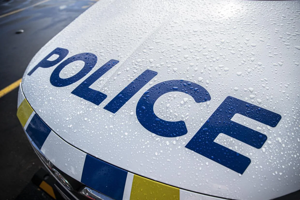 Offender attempts to pull driver from car during Christchurch police chase - Stuff
