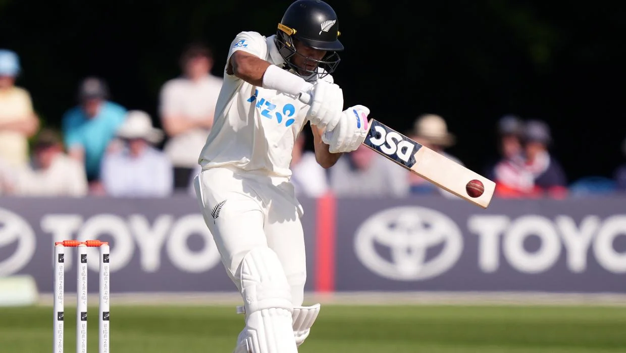 Rachin Ravindra and Tom Blundell centuries power Black Caps to big total on first day of Ireland test - Stuff