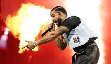 Drake Is Flooding the Zone Like Steve Bannon