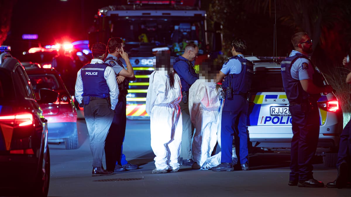 Loud bang in Redhill, Papakura leads police to drug find